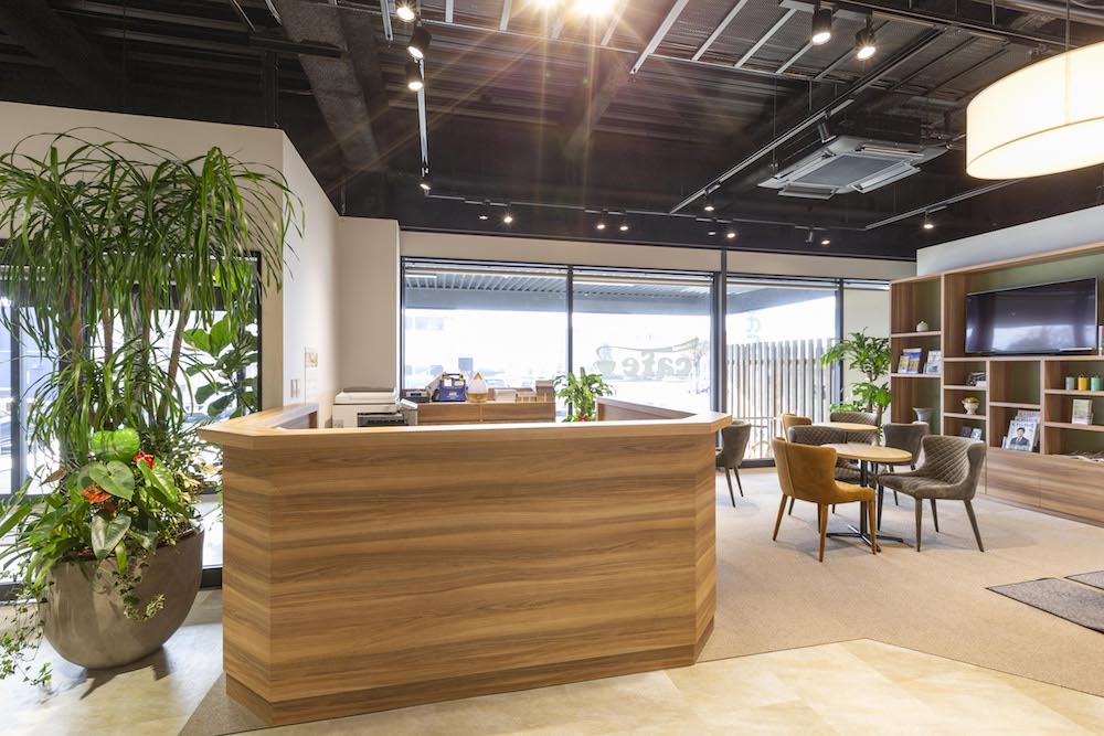 TAKASUGI株式会社